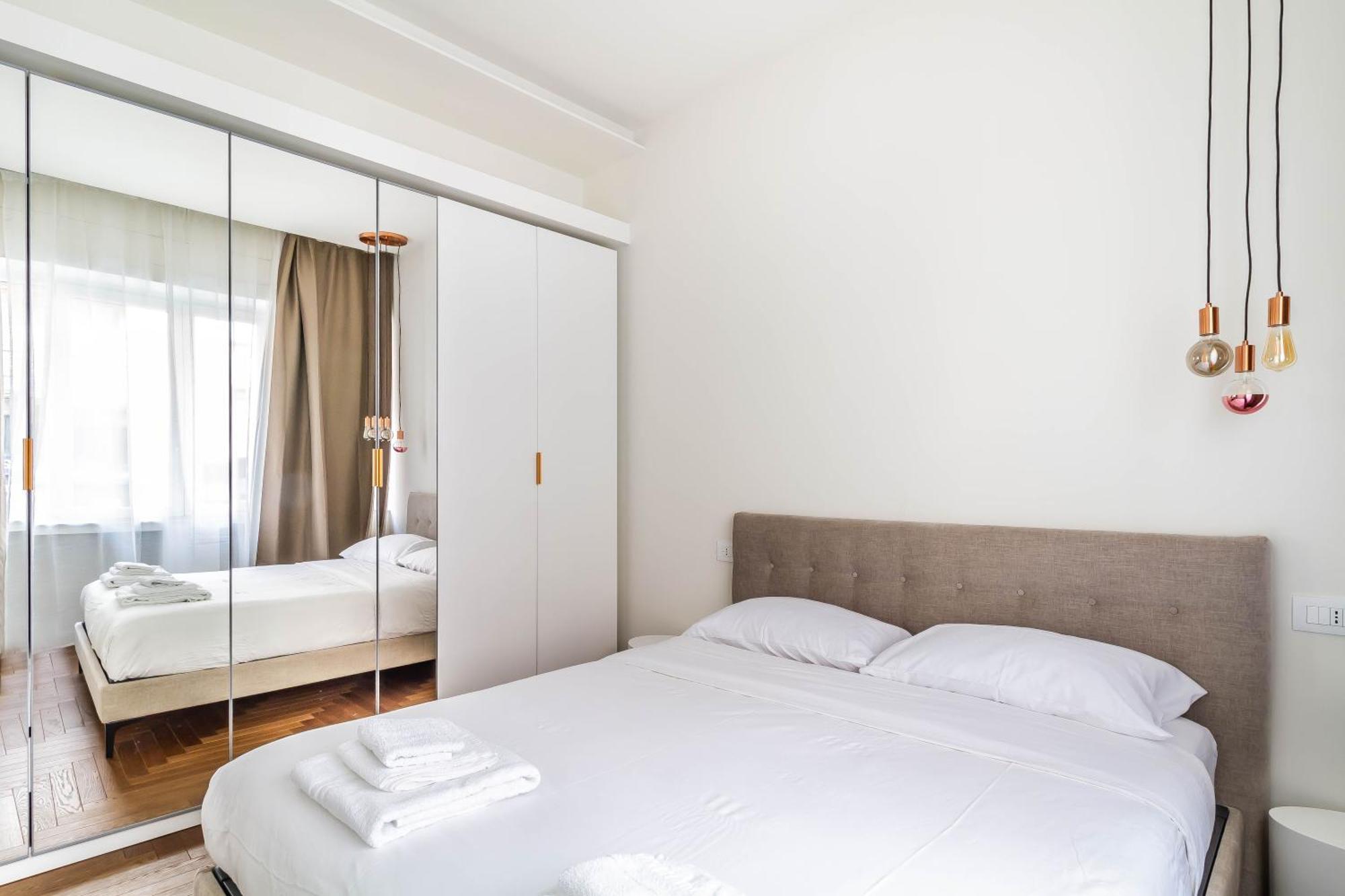 Domusmi Cybo-2 Apartment Milan Bagian luar foto